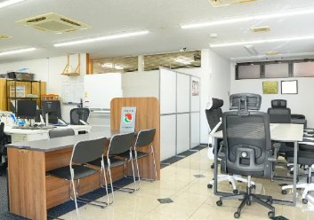 エンターホームズ 店内の様子
