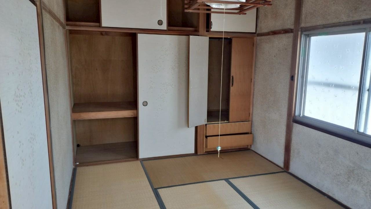 黒瀬楢原東2丁目 和室収納