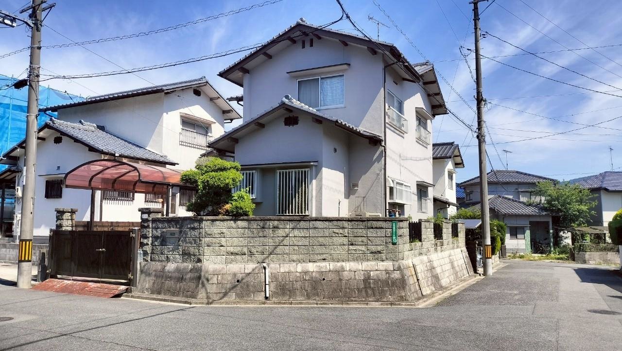 黒瀬楢原東2丁目一戸建て