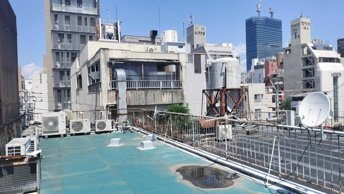 中新地NHビル 屋上